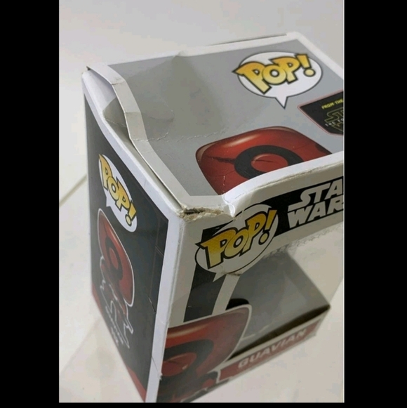 FIRM$$ Star Wars Guavian Red and Black Vinyl Figure - Picture 3 of 3